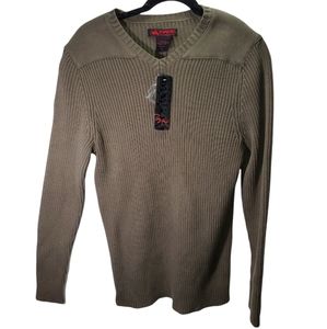 Hawk Long Sleeve Mens Sweater V-neck. Army Green. Sz M